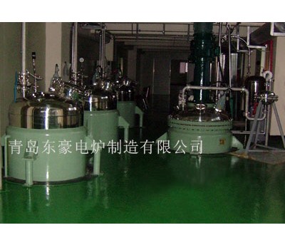 树脂合成设备现场